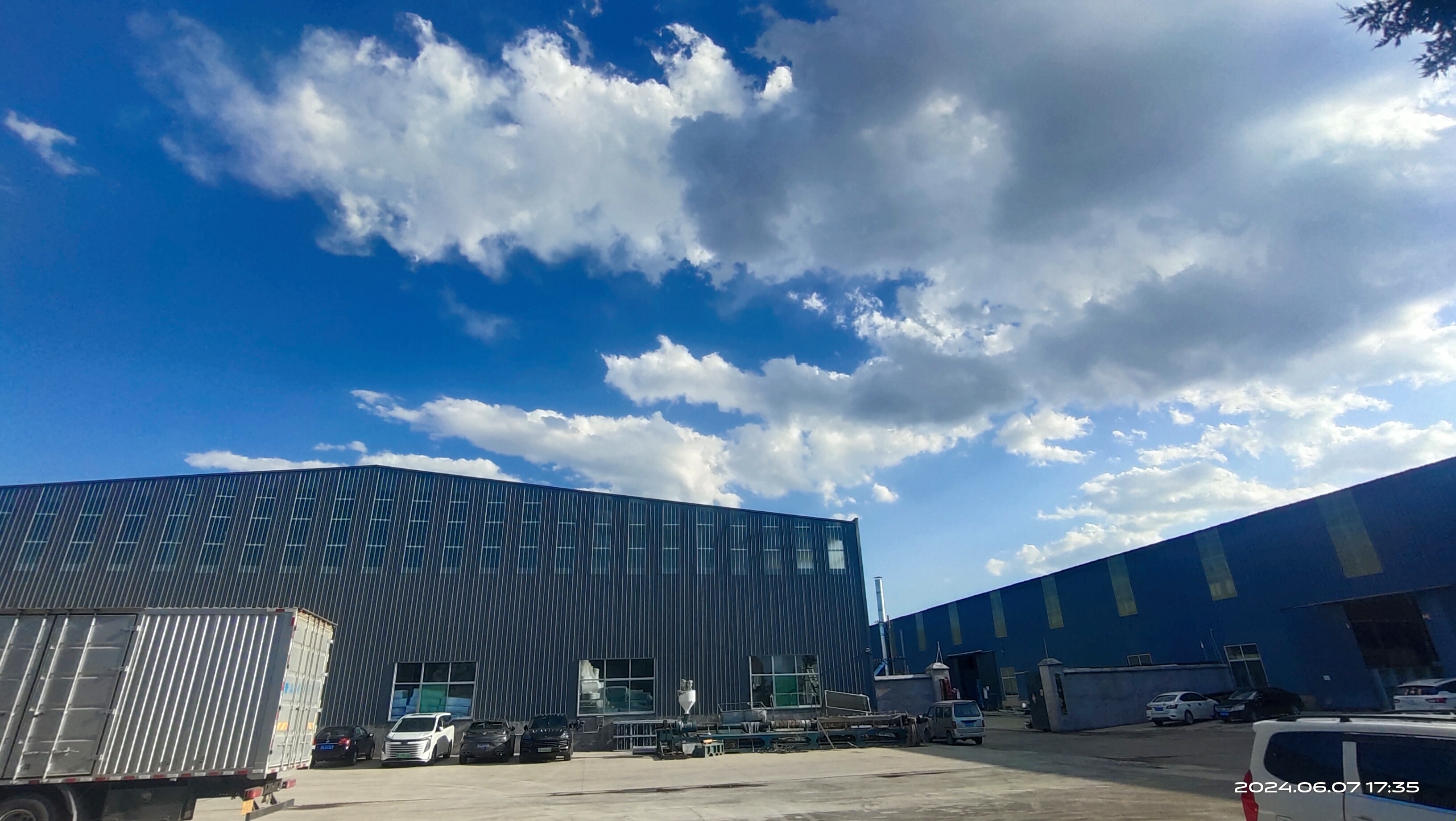 山西鑫吉豐包裝有限公司，集合（山西）包裝材料有限公司