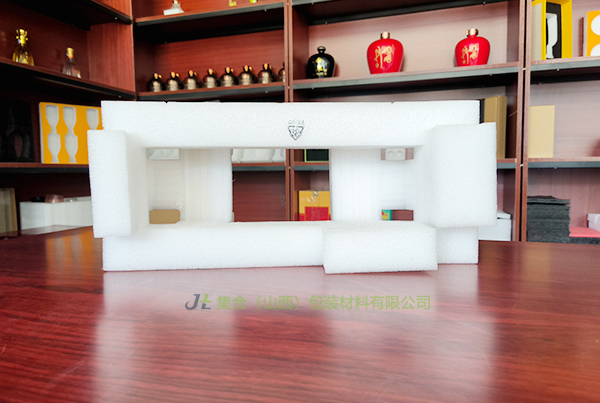 集合包裝生產(chǎn)銷售珍珠棉支架異形包裝材料，可根據(jù)產(chǎn)品尺寸定制