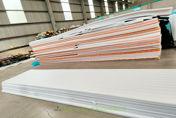 潞城區(qū)珍珠棉板-山西珍珠棉廠家專業(yè)生產(chǎn)珍珠棉板、高密度珍珠棉板材、黑色珍珠棉板材品質(zhì)無(wú)憂