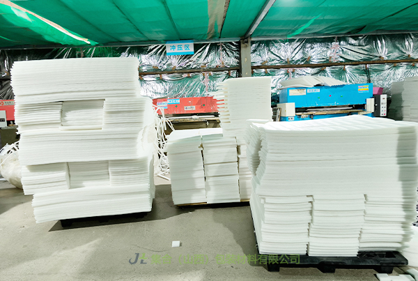 珍珠棉板, 珍珠棉板材, 高密度珍珠棉板材, 黑色珍珠棉板材, 白色珍珠棉板材, 復(fù)合珍珠棉板材, 鄂爾多斯珍珠棉板材廠