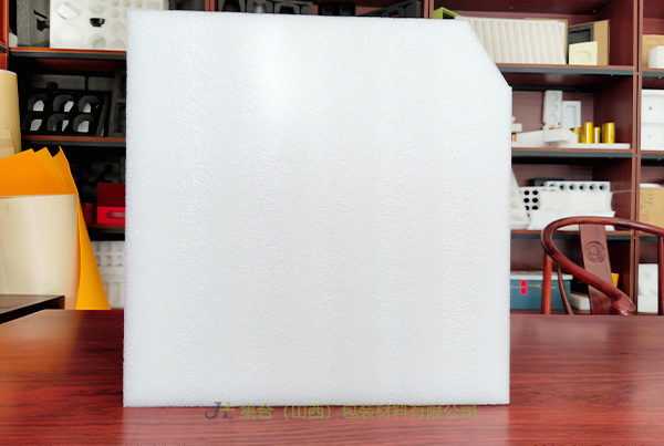 五臺(tái)珍珠棉板-集合包裝專業(yè)生產(chǎn)珍珠棉板材、黑色珍珠棉板材、白色珍珠棉板材物美價(jià)優(yōu)