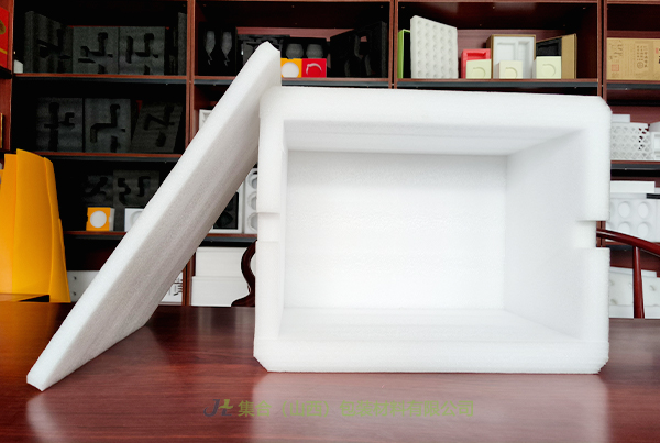 平城區(qū)珍珠棉盒-太原珍珠棉廠專業(yè)生產(chǎn)珍珠棉盒、EPE禮盒內襯、EPE珍珠棉盒品質有保證