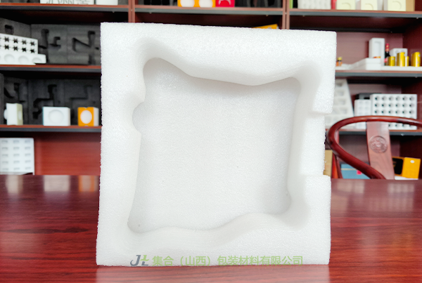 上黨區(qū)珍珠棉盒-珍珠棉源頭生產(chǎn)廠家專業(yè)生產(chǎn)珍珠棉盒、珍珠棉禮盒內(nèi)襯、EPE珍珠棉禮盒內(nèi)襯物美價(jià)廉