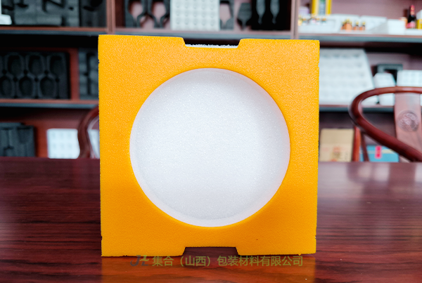 長(zhǎng)子珍珠棉盒-太原珍珠棉廠專(zhuān)業(yè)生產(chǎn)EPE盒、EPE禮盒內(nèi)襯、EPE珍珠棉盒可靠好品質(zhì)