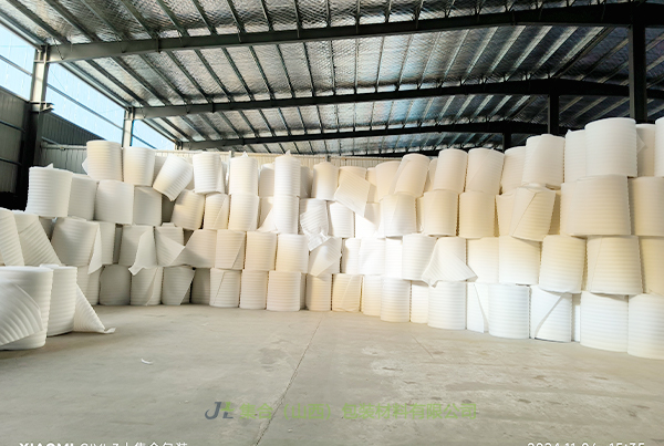 浮山珍珠棉卷材-太原珍珠棉廠專業(yè)生產(chǎn)珍珠棉卷棉、EPE卷棉、EPE珍珠棉卷棉品質(zhì)無憂