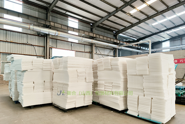 EPE珍珠棉酒托, IXPE復合珍珠棉內(nèi)襯, EPE酒托, 珍珠棉雞蛋托, EPE珍珠棉托盤, EPE珍珠棉定制產(chǎn)品, 古交定做珍珠棉