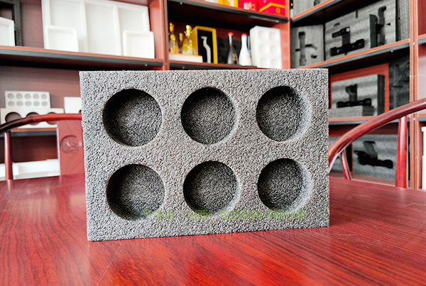 云州珍珠棉內(nèi)襯-集合包裝專(zhuān)業(yè)生產(chǎn)貼卡紙珍珠棉內(nèi)襯、IXPE復(fù)合珍珠棉內(nèi)襯、XPE復(fù)合珍珠棉內(nèi)襯質(zhì)量過(guò)硬