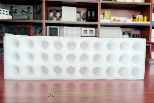 永濟(jì)哪里定做珍珠棉-山西珍珠棉廠(chǎng)專(zhuān)業(yè)生產(chǎn)高密度EPE珍珠棉、珍珠棉酒水包裝、高密度珍珠棉原廠(chǎng)直銷(xiāo)貨