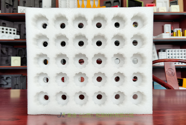 珍珠棉飲料包裝, 復(fù)合珍珠棉板材, IXPE復(fù)合EPE珍珠棉內(nèi)襯, 珍珠棉酒托, 貼紙珍珠棉板材, 珍珠棉食品包裝, 供應(yīng)云岡EPE珍珠棉