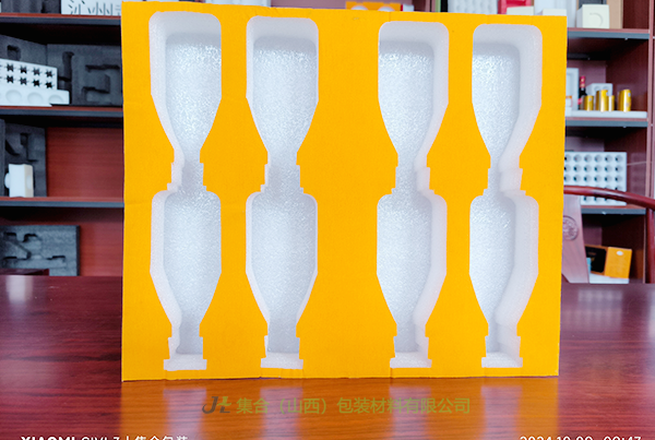 黑色EPE珍珠棉, IXPE復(fù)合EPE珍珠棉內(nèi)襯, EPE板, EPE果托, 黑色EPE板材, EPE珍珠棉定制產(chǎn)品, 浮山定做珍珠棉