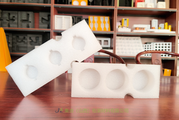 吉縣珍珠棉包裝-山西珍珠棉廠家專業(yè)生產(chǎn)珍珠棉托盤、珍珠棉盒、珍珠棉果托品質(zhì)卓越