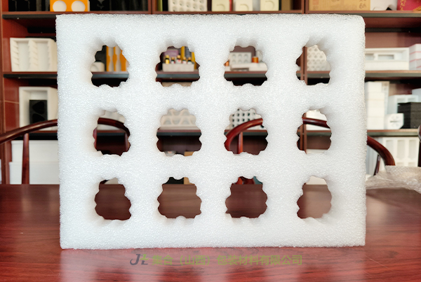 曲沃珍珠棉支架-山西珍珠棉廠家專業(yè)生產(chǎn)EPE支架、EPE珍珠棉支架、電腦珍珠棉支架直銷優(yōu)質(zhì)品